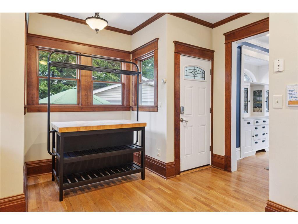 885 Linwood Avenue Saint Paul MN 55105 7023454 image32