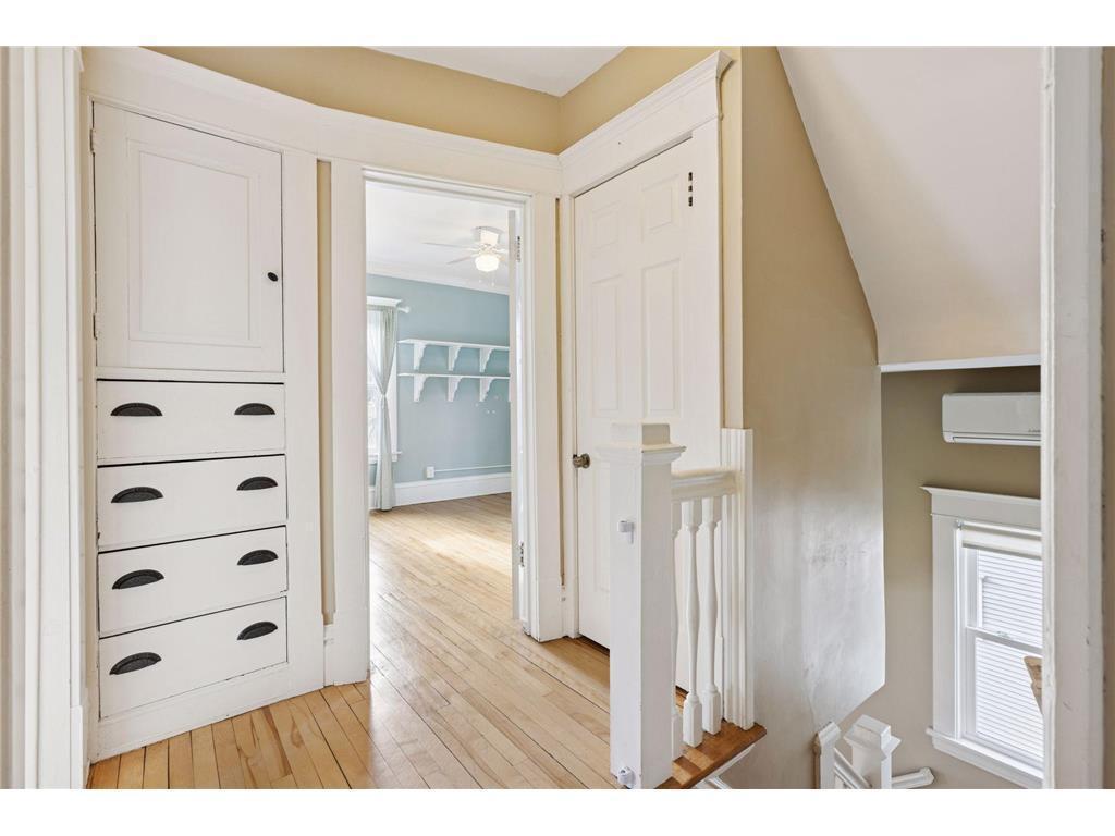 885 Linwood Avenue Saint Paul MN 55105 7023454 image33