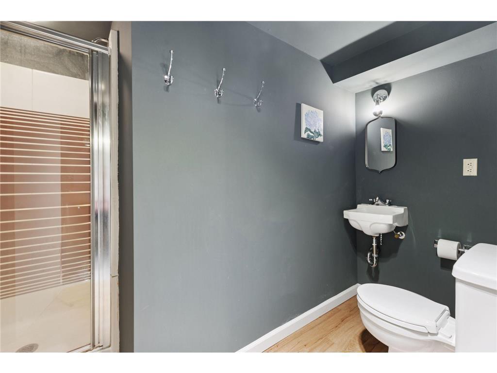 885 Linwood Avenue Saint Paul MN 55105 7023454 image65