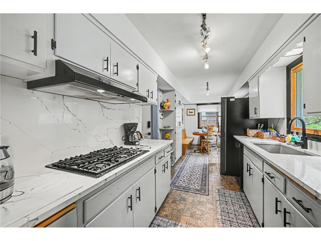 885 Old Lexington Avenue Saint Paul MN 55116 7064964 image14