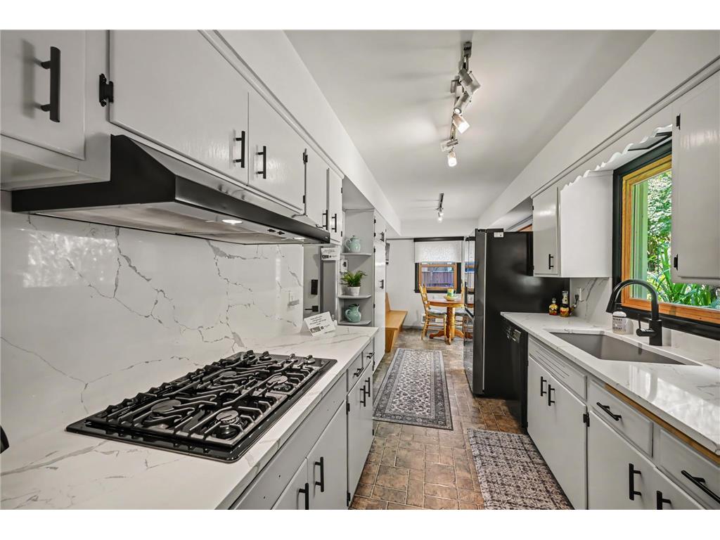 885 Old Lexington Avenue Saint Paul MN 55116 7106273 image8