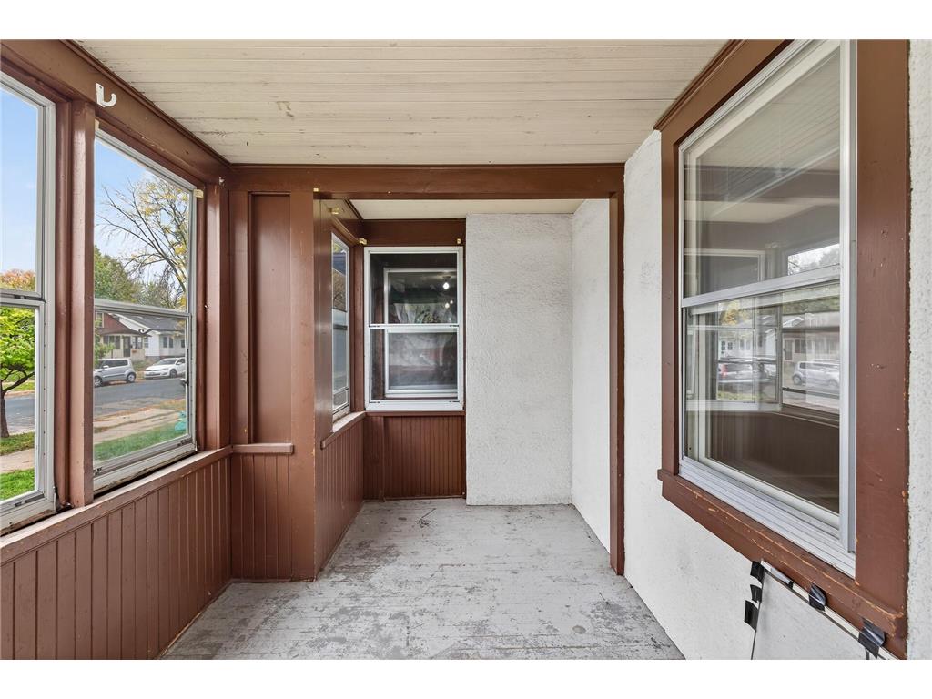 885 Ottawa Avenue West Saint Paul MN 55118 6805948 image5