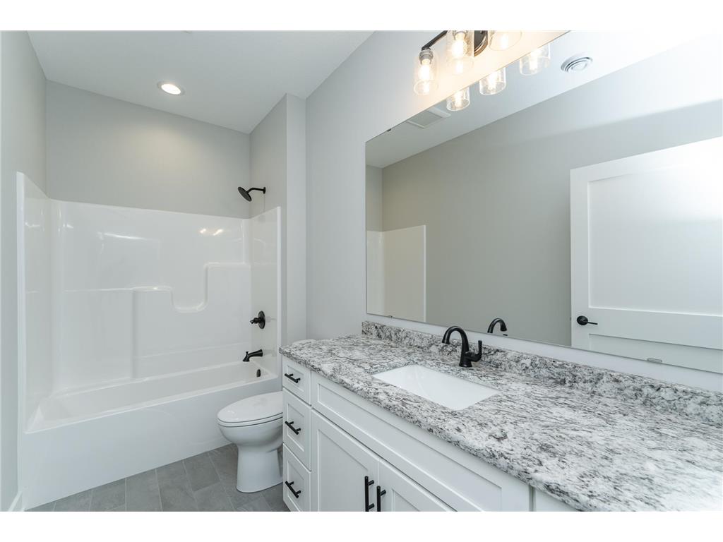 885 Picadilly Lane NW Rochester MN 55901 6626077 image20