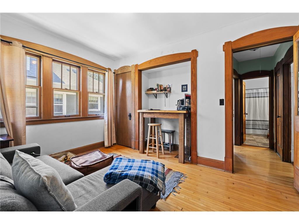 885 Portland Avenue Saint Paul MN 55104 7072595 image11