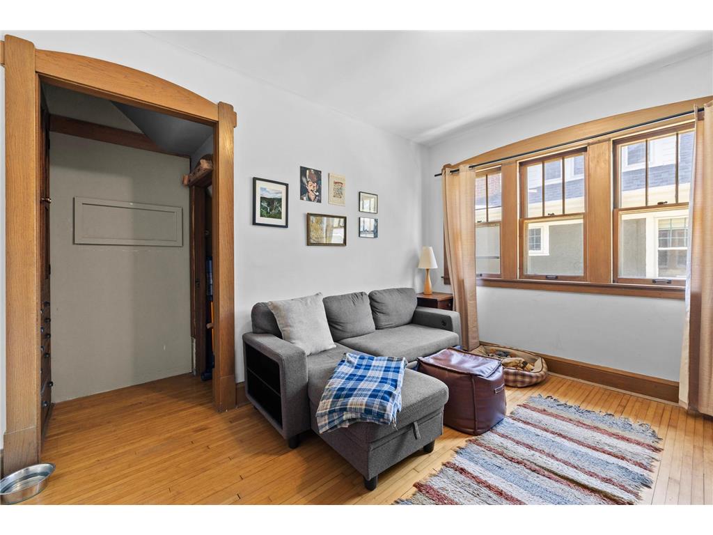 885 Portland Avenue Saint Paul MN 55104 7072595 image12
