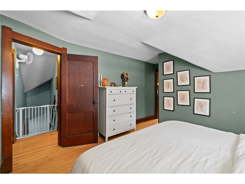 885 Portland Avenue Saint Paul MN 55104 7072595 image26