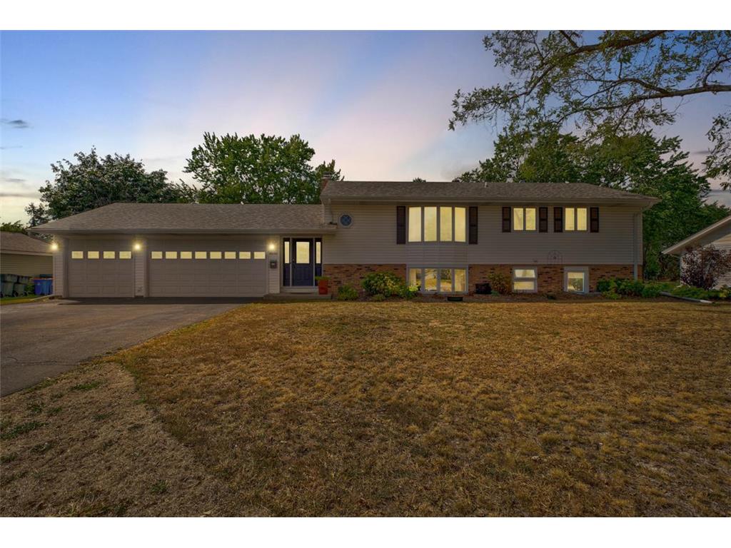 8850 11th Avenue S Bloomington MN 55420 6423316 image1