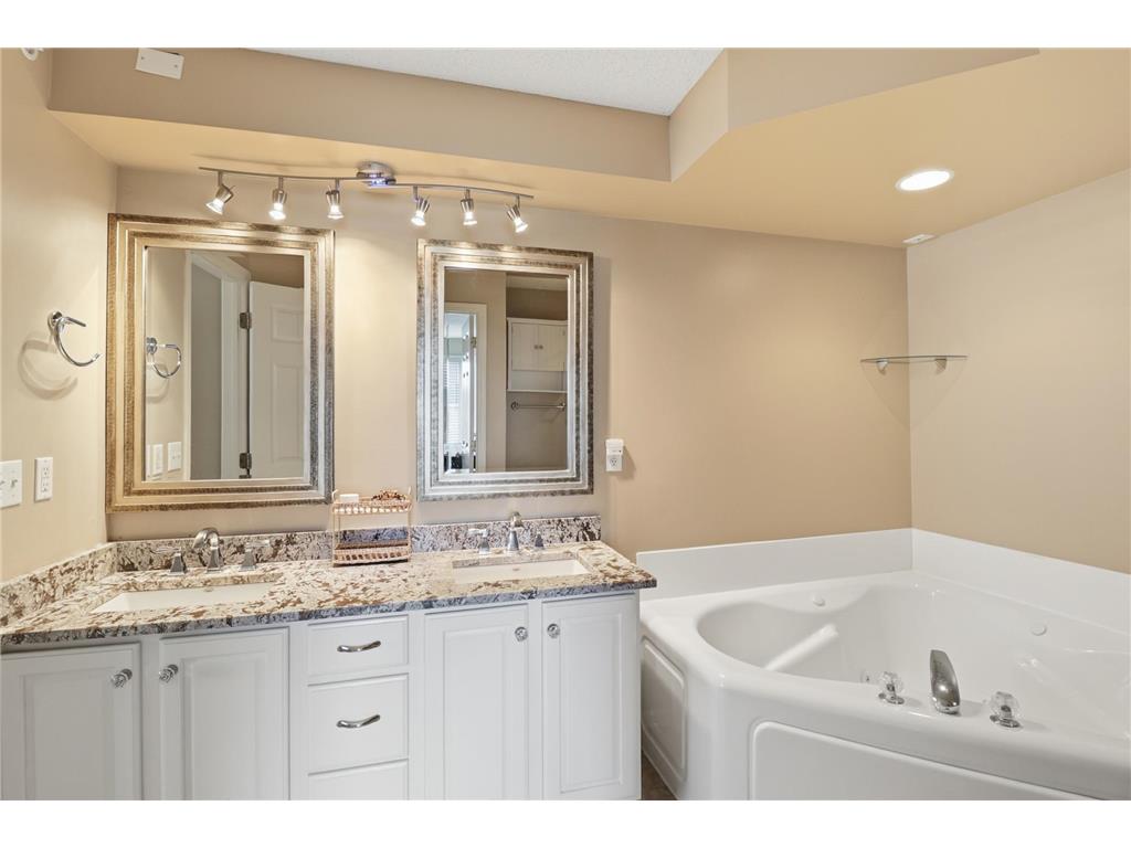 8852 Brunell Way Inver Grove Heights MN 55076 7055524 image16