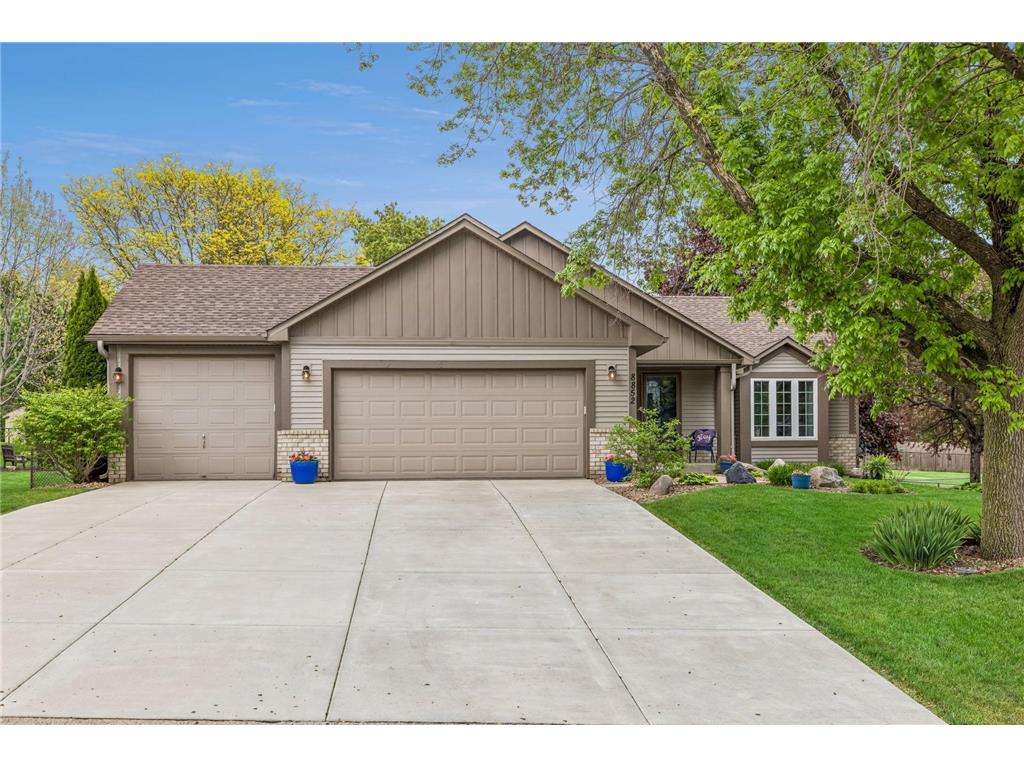 8852 Rainier Drive Woodbury MN 55125 7038771 image1