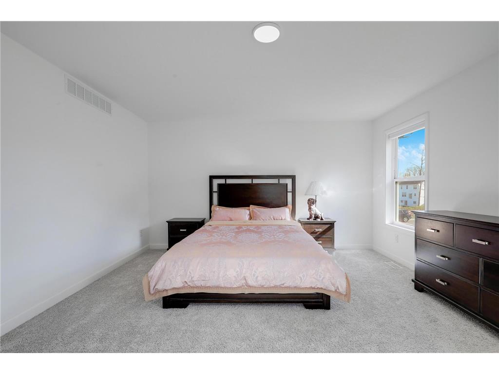 8859 Foust Lane Rockford MN 55373 7066998 image35