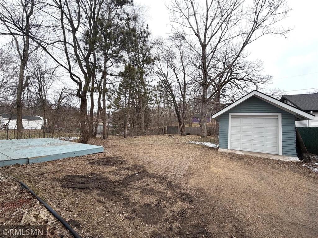 886 Johnson Parkway Saint Paul MN 55106 7071655 image15