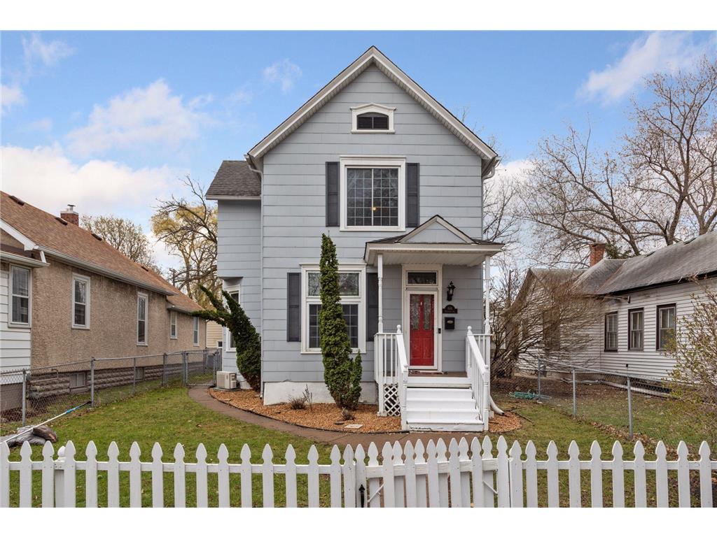 886 Randolph Avenue Saint Paul MN 55102 6359736 image1