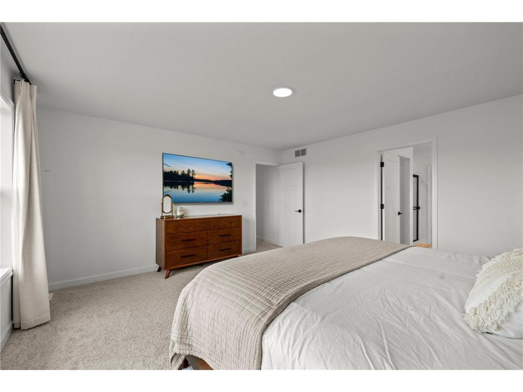 8861 Donax Row Woodbury MN 55129 7083380 image32