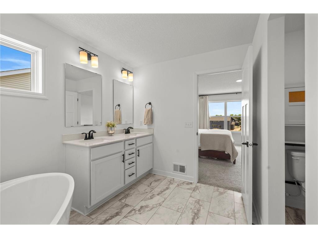 8861 Donax Row Woodbury MN 55129 7083380 image35