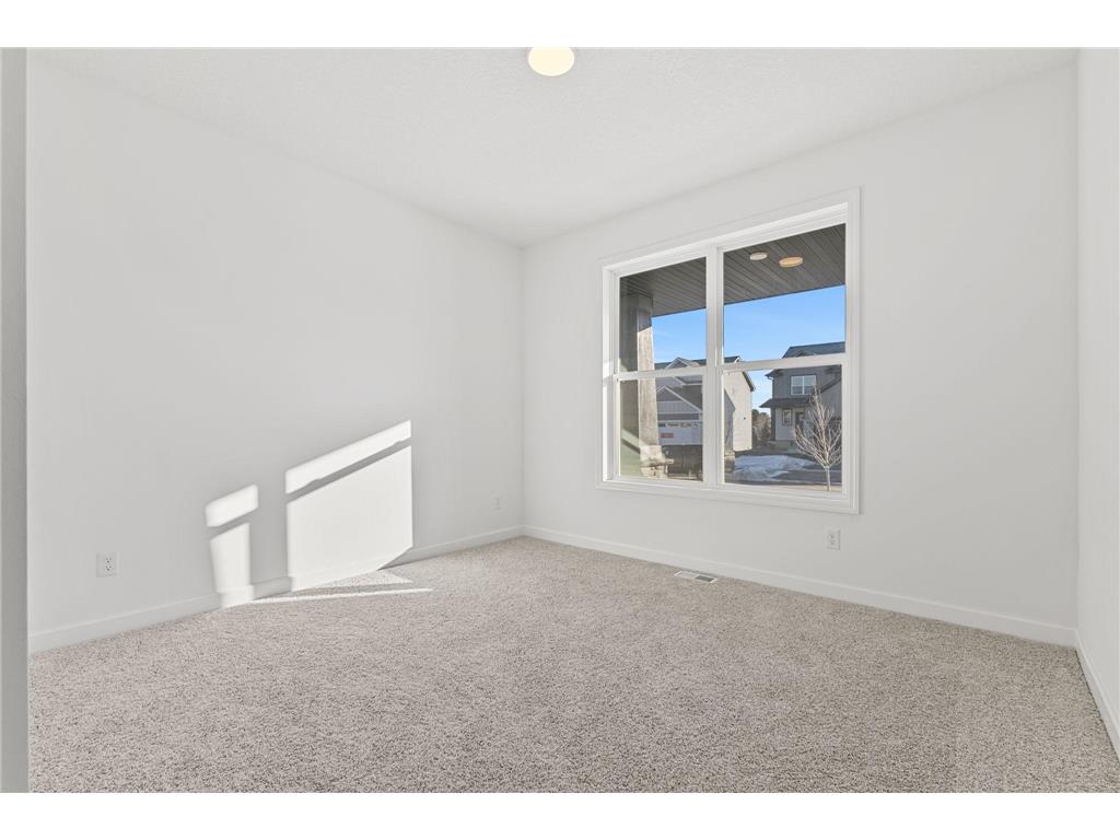 8866 Periwinkle Boulevard Woodbury MN 55129 7020934 image20