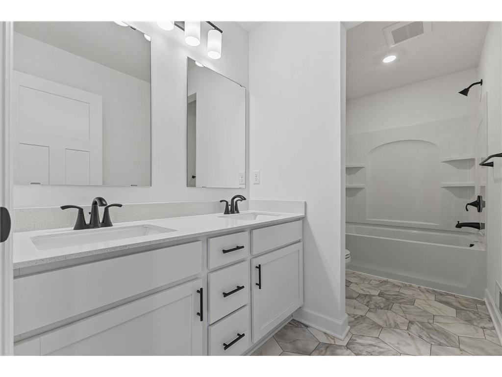 8866 Periwinkle Boulevard Woodbury MN 55129 7020934 image26