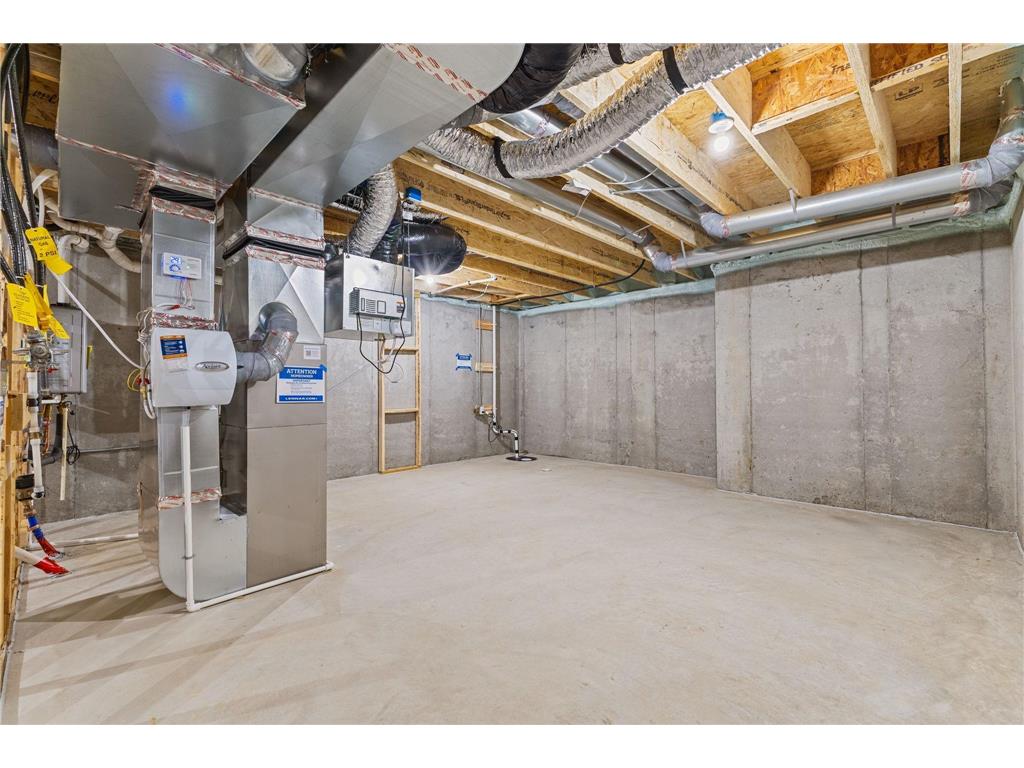 8866 Periwinkle Boulevard Woodbury MN 55129 7020934 image34