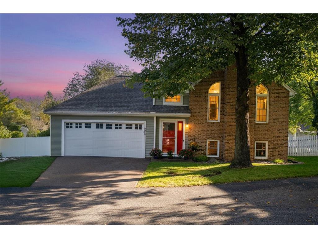 8868 Knollwood Drive Eden Prairie MN 55347 6783408 image1