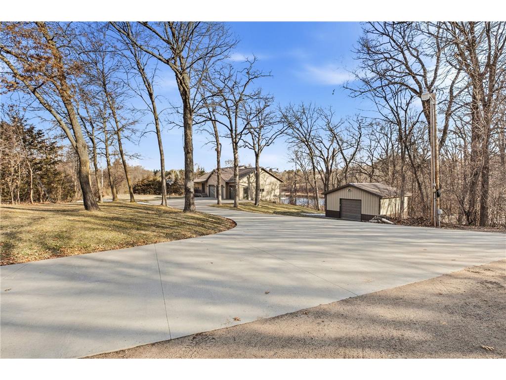 8870 Burton Place NW Watab Twp MN 56367 7038285 image1