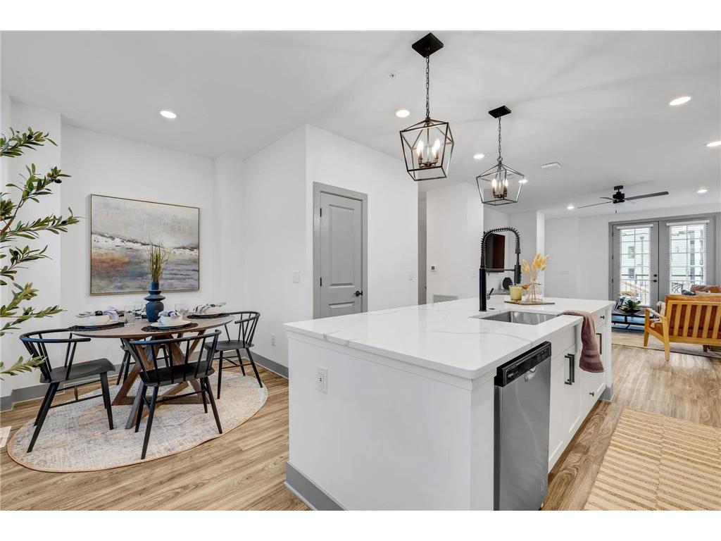 8871 Meridian Trail Woodbury MN 55125 6670604 image4