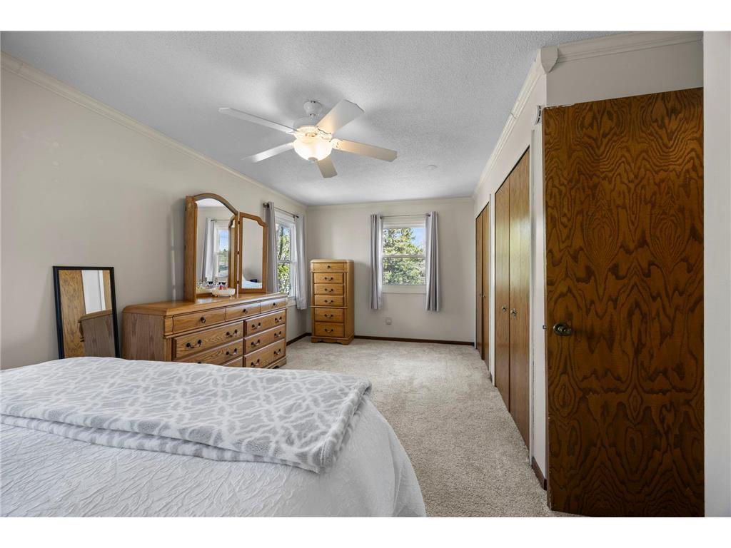 8877 42nd Avenue N New Hope MN 55427 7066358 image19
