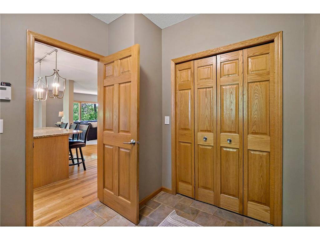 8879 Sylvan Ridge Eden Prairie MN 55347 7081204 image20