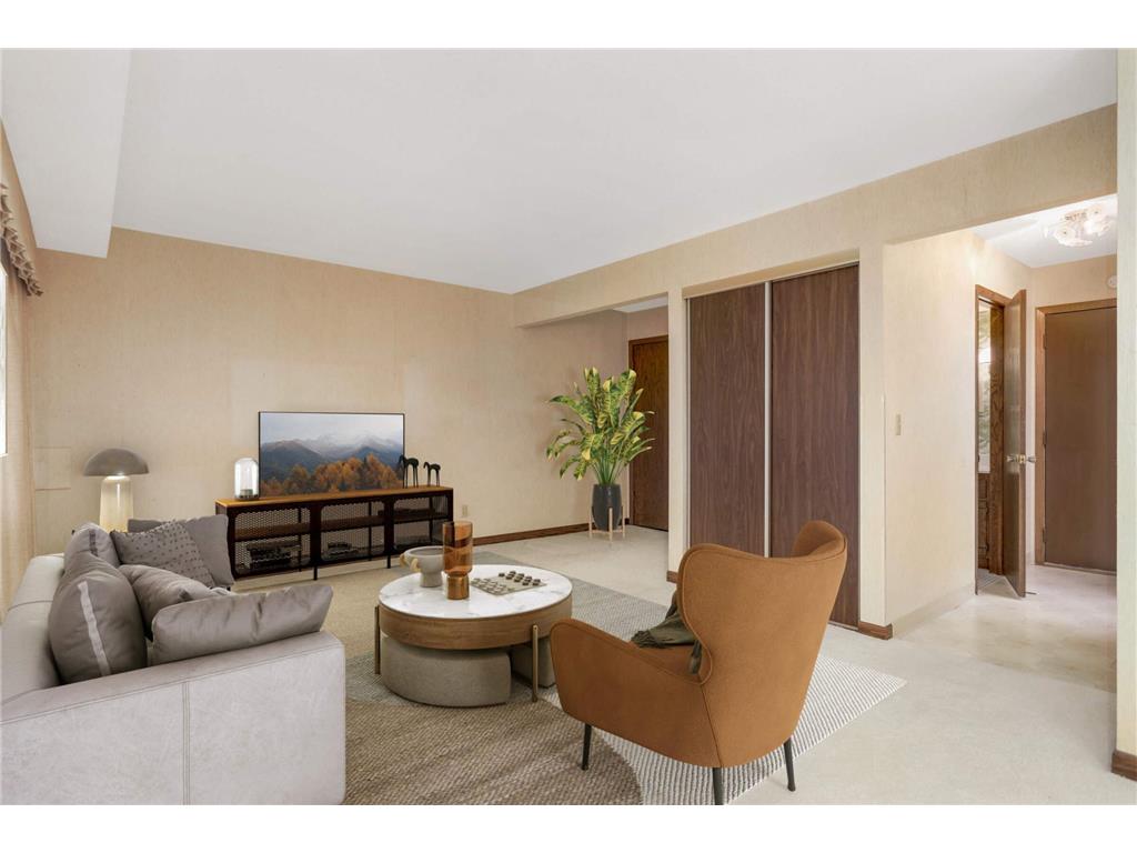 888 Nancy Circle Shoreview MN 55126 6706044 image1
