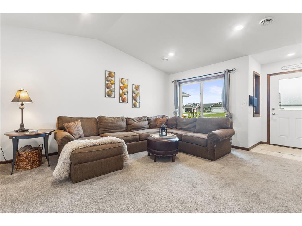 888 Tallgrass Court Wanamingo MN 55983 6751942 image3