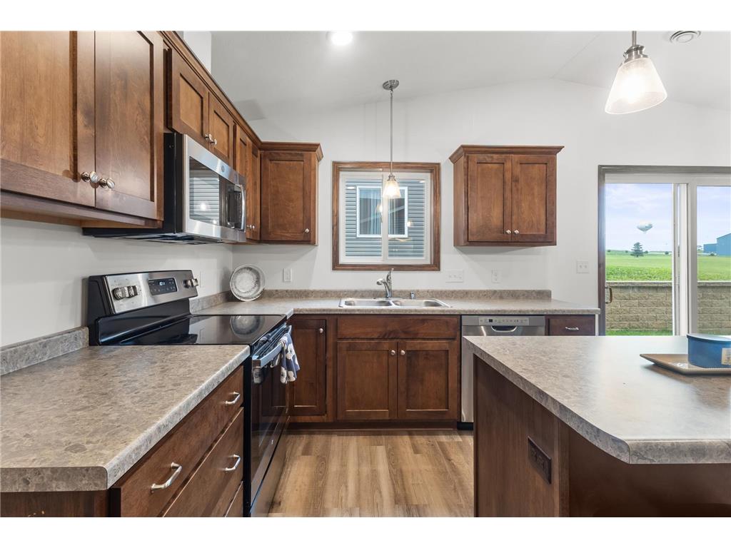 888 Tallgrass Court Wanamingo MN 55983 6751942 image8