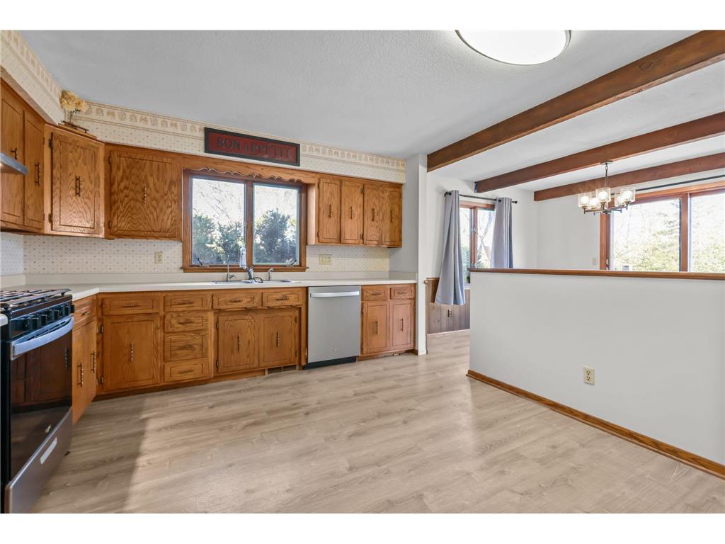 889 Aspen View Circle Hudson WI 54016 6811836 image11