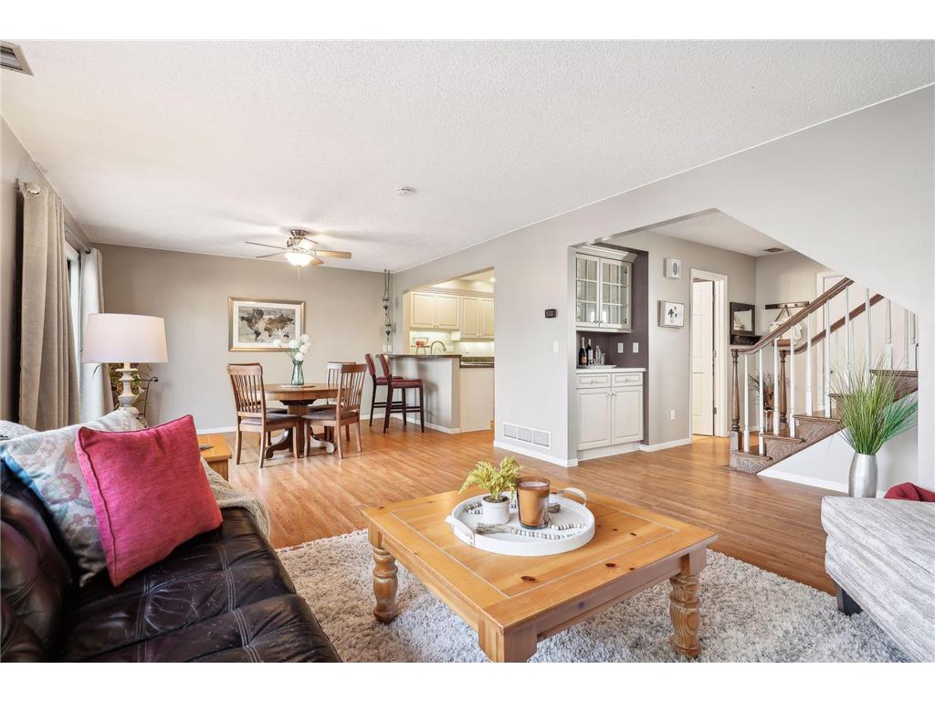 889 Nancy Circle Shoreview MN 55126 6497642 image1