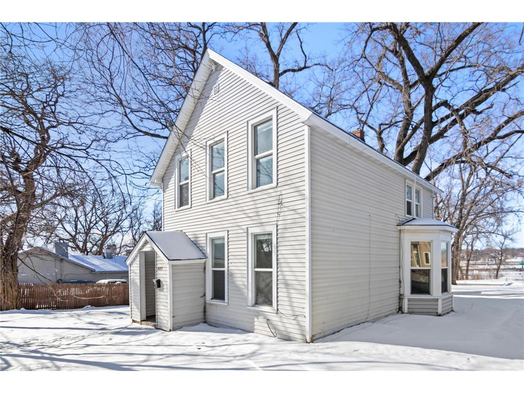 889 Westminster Street Saint Paul MN 55130 6674191 image1