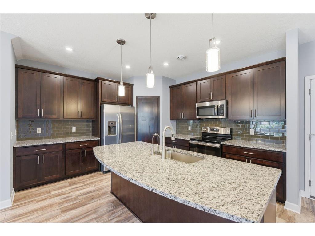 8896 Upper 9th Place N Lake Elmo MN 55042 7107401 image10