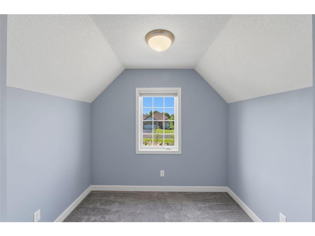 8896 Upper 9th Place N Lake Elmo MN 55042 7107401 image22