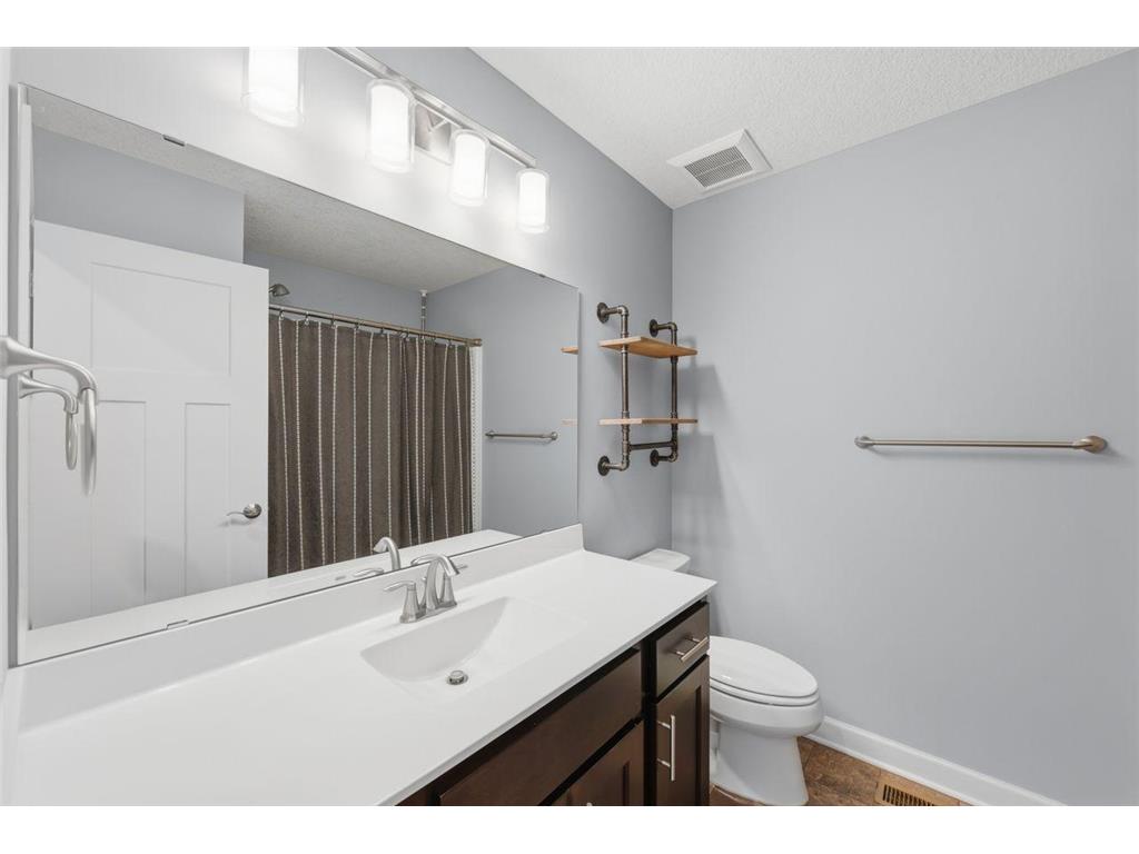 8896 Upper 9th Place N Lake Elmo MN 55042 7107401 image28