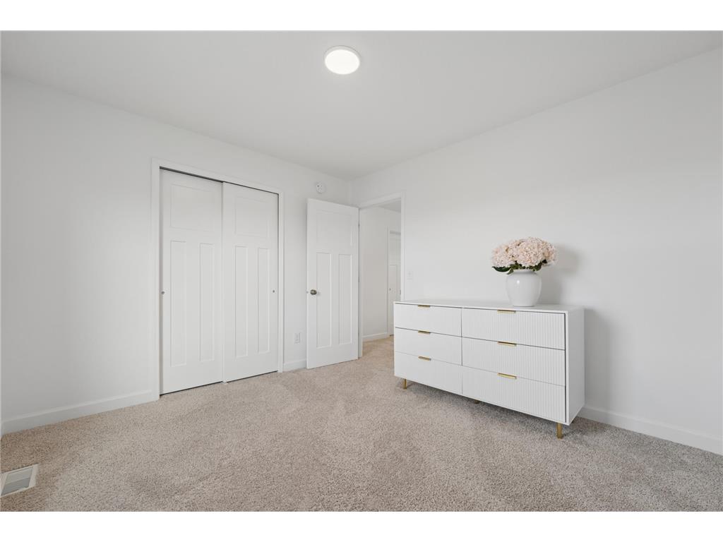 8898 Foust Lane Rockford MN 55373 7068370 image19