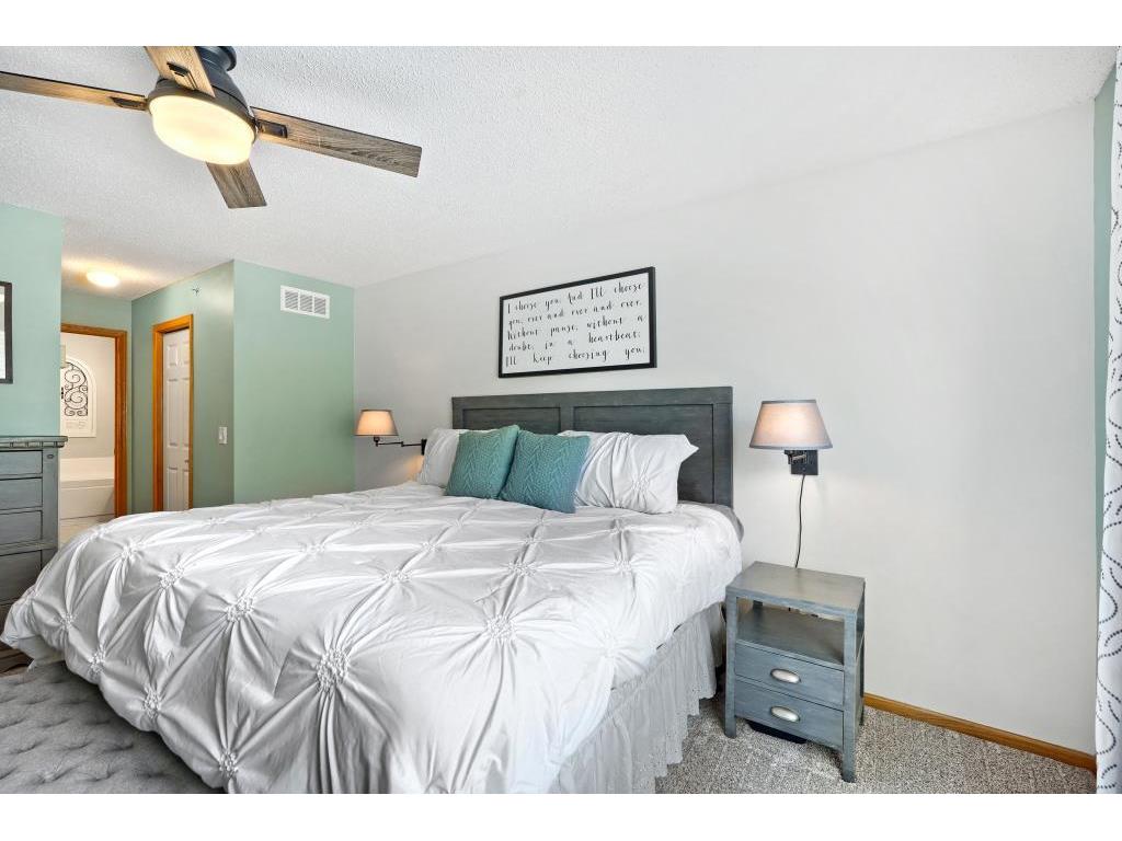 890 Braunworth Court Chaska MN 55318 7070892 image16