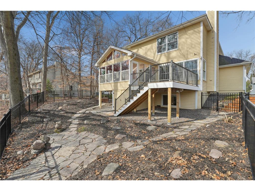 890 Fernbrook Lane N Plymouth MN 55447 7052116 image30