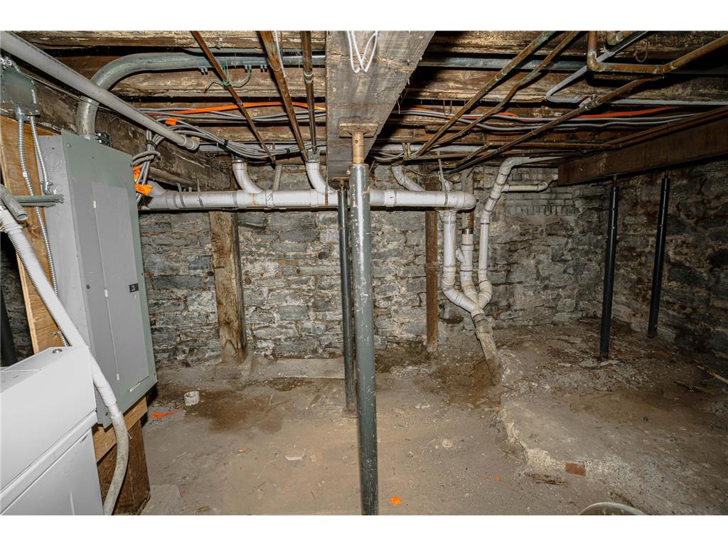 890 Payne Avenue Saint Paul MN 55130 6808073 image16