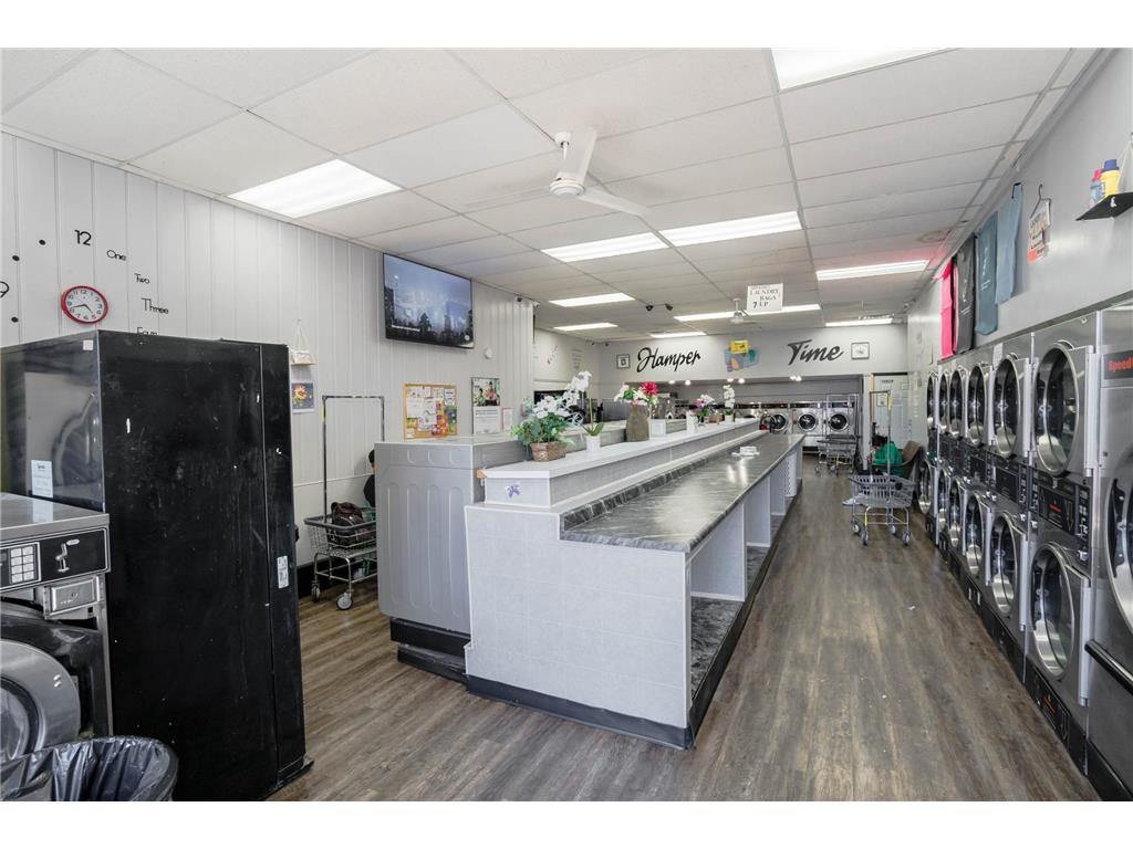 890 Payne Avenue Saint Paul MN 55130 6808073 image4