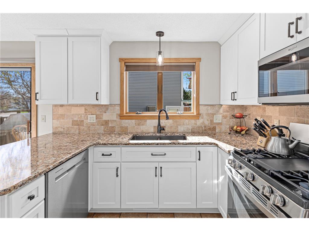 890 Winterberry Court Woodbury MN 55125 6705883 image11