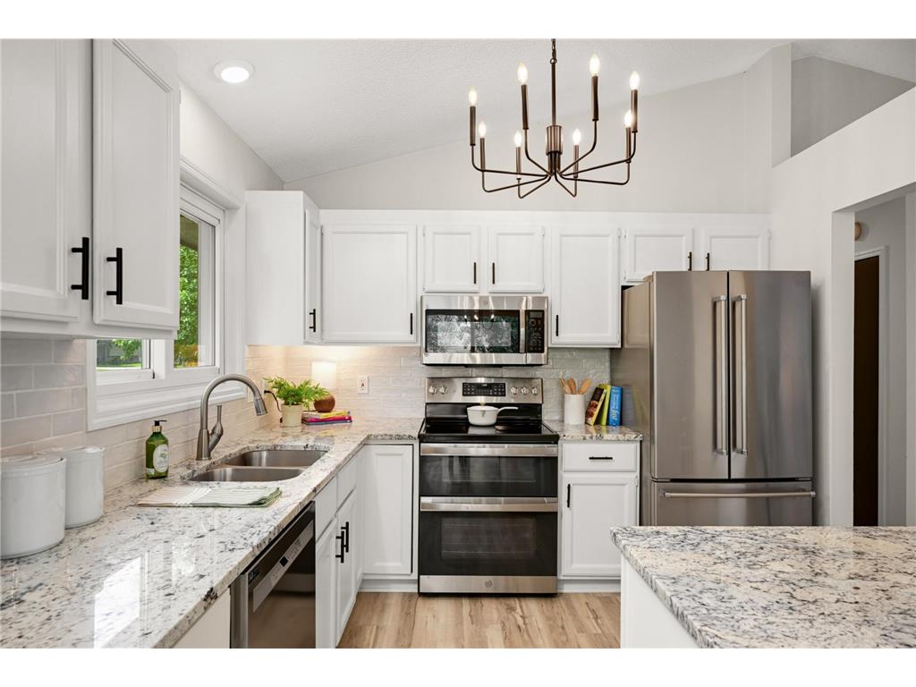 8900 Rosewood Lane N Maple Grove MN 55369 7089261 image14