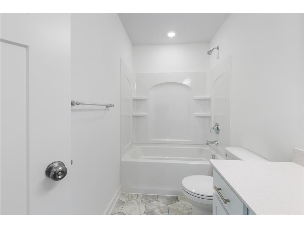 8902 Periwinkle Boulevard Woodbury MN 55129 7038254 image21
