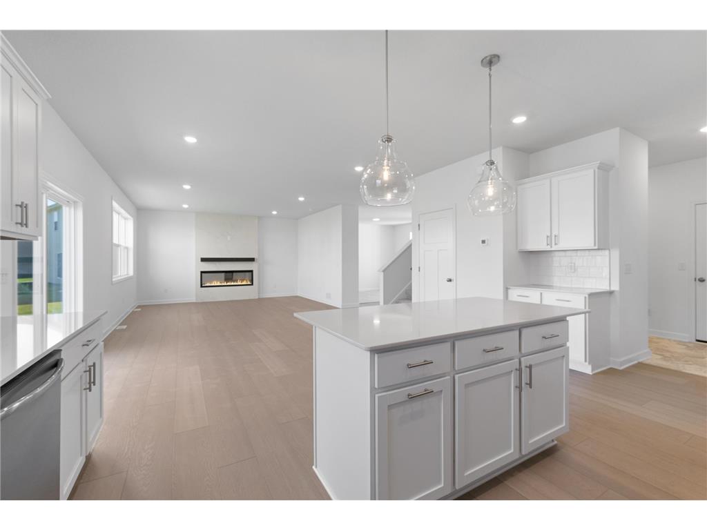 8902 Periwinkle Boulevard Woodbury MN 55129 7038254 image4