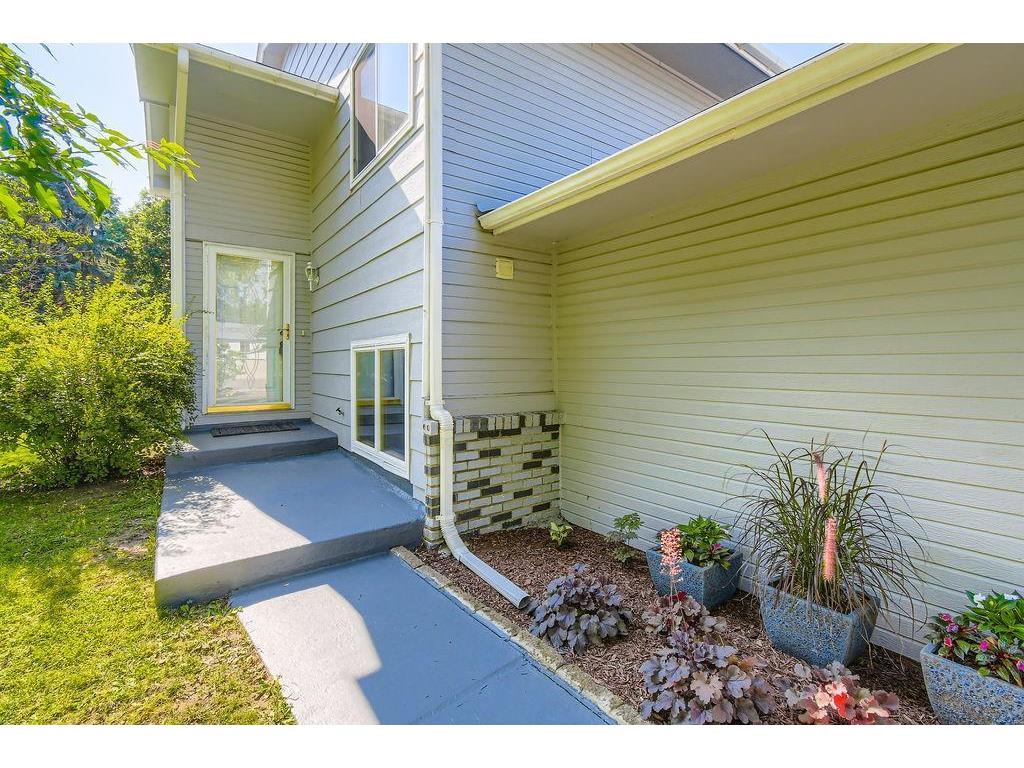 8905 Magnolia Lane N Maple Grove MN 55369 6751716 image1