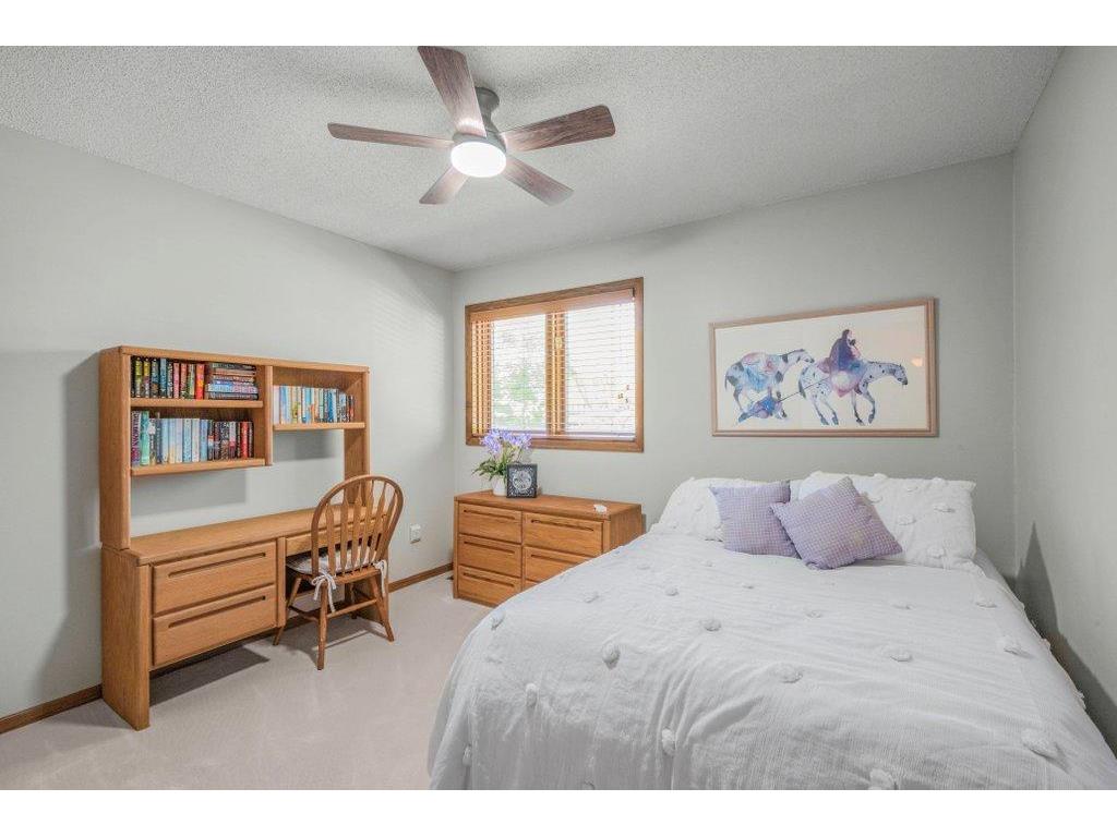 8906 Ashley Terrace Brooklyn Park MN 55443 7067099 image9