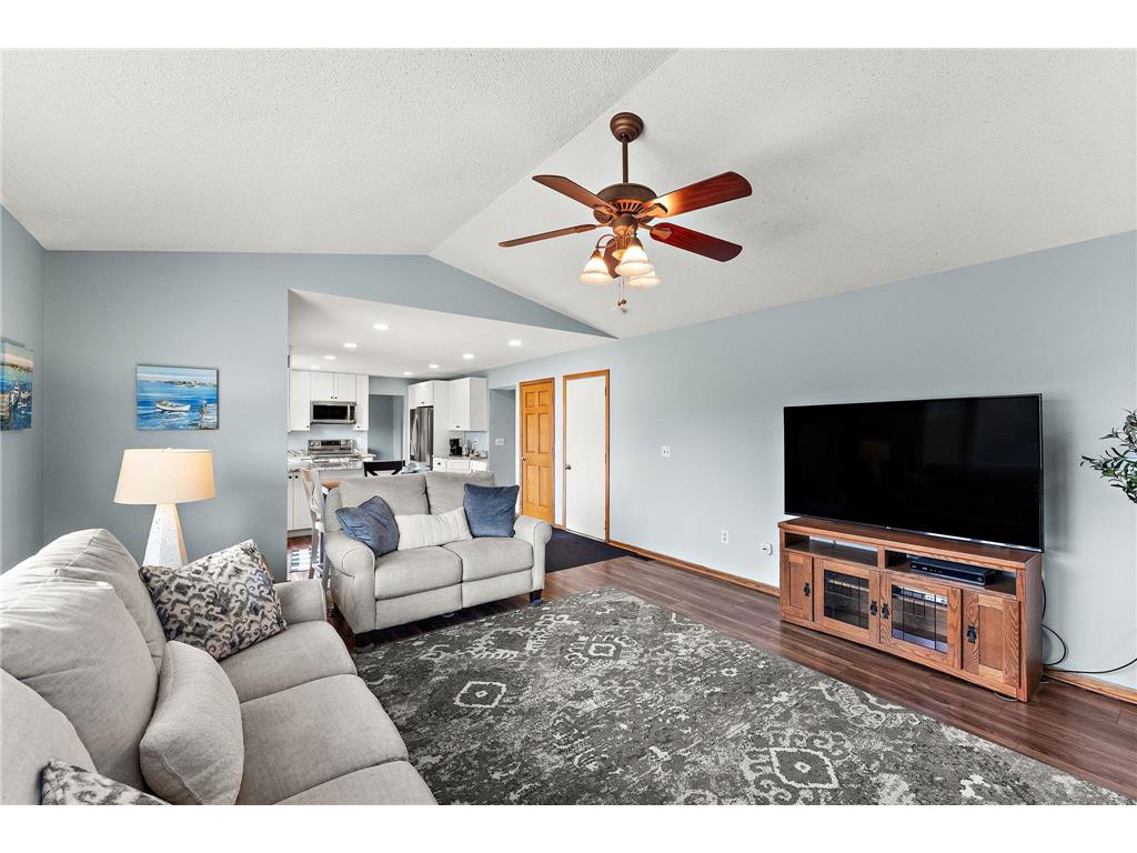 8906 Sequoia Road Woodbury MN 55125 7058904 image12