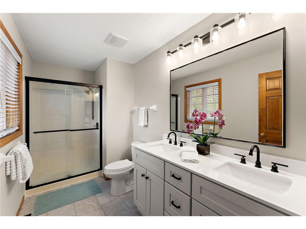 8906 Sequoia Road Woodbury MN 55125 7058904 image22
