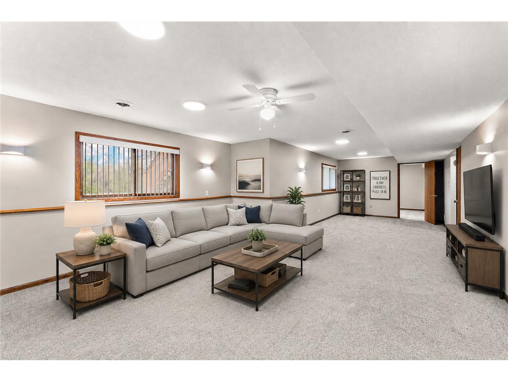 8906 Sequoia Road Woodbury MN 55125 7058904 image27