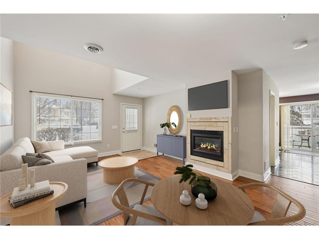 8909 Peep O Day Trail Eden Prairie MN 55347 6822295 image1